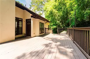 2864 Sandpiper Cir SW, Atlanta, GA 30311 - Photo 17