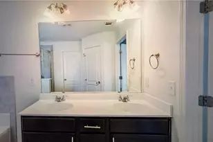 7808 Rutgers Cir, Fairburn, GA 30213 - Photo 17