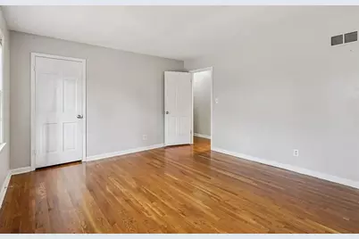 7195 Hunters Branch Drive, Atlanta, GA 30328 - Photo 7
