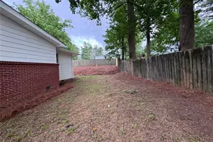 1212 Baker Ln, Marietta, GA 30062 - Photo 5