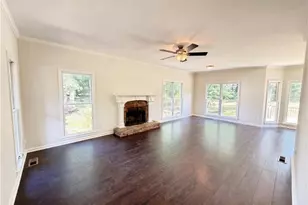 1008 Smithwyck Dr, Canton, GA 30115 - Photo 3