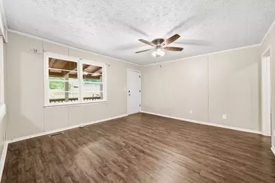 104 Elm Street, Adairsville, GA 30103 - Photo 11
