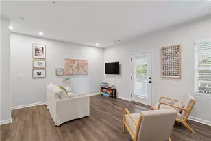 383 Skylar Way SE, Atlanta, GA 30315 - Photo 15