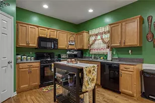 2091 Lakeshore Overlook Dr NW, Kennesaw, GA 30152 - Photo 9