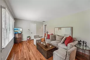 2120 Meadowbrook Ln SE, Marietta, GA 30067 - Photo 3