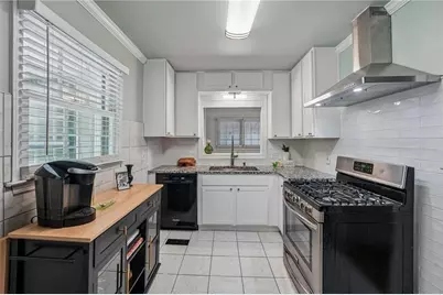 2120 Meadowbrook Lane SE, Marietta, GA 30067 - Photo 5