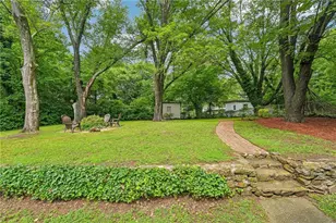 2120 Meadowbrook Ln SE, Marietta, GA 30067 - Photo 21