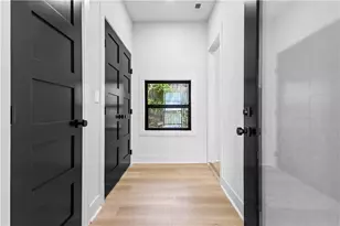646 Robert St NW, Atlanta, GA 30318 - Photo 21