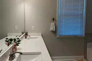 2085 Manor Pointe Dr, Cumming, GA 30041 - Photo 9