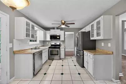 1902 Woods Court, Riverdale, GA 30296 - Photo 7