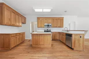 3235 Lake Russell Way, Buford, GA 30519 - Photo 9