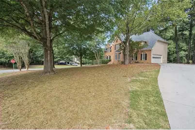 3235 Lake Russell Way, Buford, GA 30519 - Photo 3
