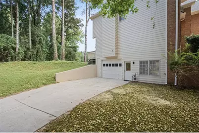 3235 Lake Russell Way, Buford, GA 30519 - Photo 11