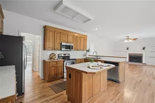3235 Lake Russell Way, Buford, GA 30519 - Photo 19