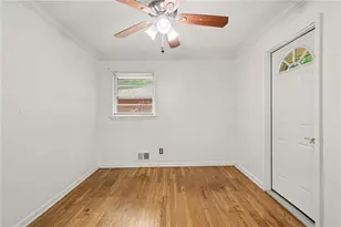 3276 Pin Oak Cir, Atlanta, GA 30340 - Photo 15