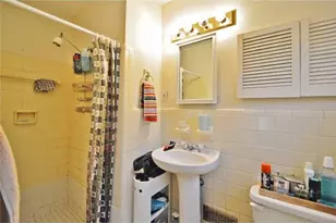 6328 Cherry Tree Ln, Atlanta, GA 30328 - Photo 7