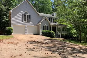106 McKinley Cir, Lagrange, GA 30240 - Photo 1