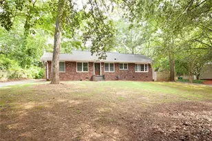 199 Prospect St, Roswell, GA 30075 - Photo 1