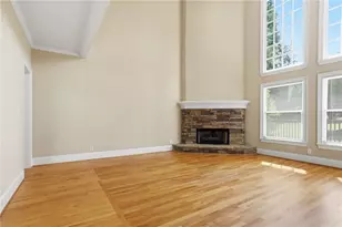519 Emerald Lake Ln, Buford, GA 30518 - Photo 13