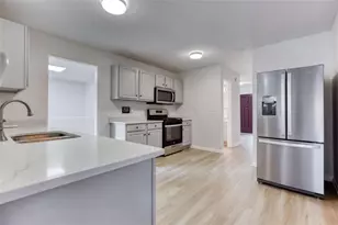 1534 Cutters Mill Dr, Lithonia, GA 30058 - Photo 3
