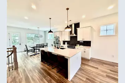 4399 Gillon Circle SE, Atlanta, GA 30339 - Photo 5