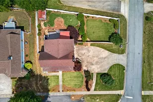 172 E Shadburn Ave, Buford, GA 30518 - Photo 67