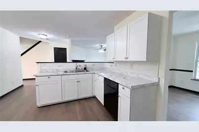 7161 Laurel Creek Drive, Stockbridge, GA 30281 - Photo 5