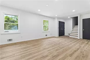 3455 Ravenwood Dr, Atlanta, GA 30349 - Photo 5