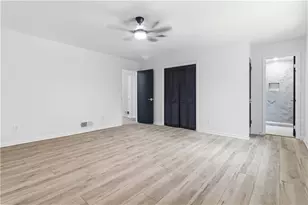 3455 Ravenwood Dr, Atlanta, GA 30349 - Photo 9