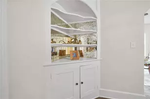617 Hamilton E Holmes Dr NW, Atlanta, GA 30318 - Photo 9