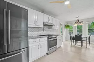 5643 Pipsissewa Dr, Flowery Branch, GA 30542 - Photo 11