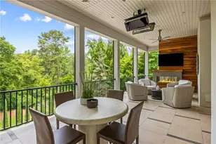 725 Londonberry Rd, Atlanta, GA 30327 - Photo 13