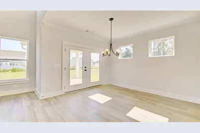 6904 Lancelot Court, Flowery Branch, GA 30542 - Photo 19