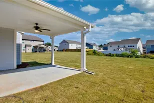 6904 Lancelot Ct, Flowery Branch, GA 30542 - Photo 3