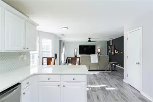 107 Barrington Pkwy, Stockbridge, GA 30281 - Photo 11
