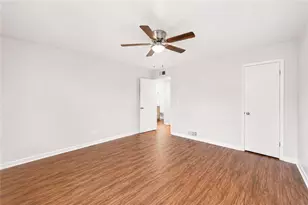 3203 E Point St, Atlanta, GA 30344 - Photo 15
