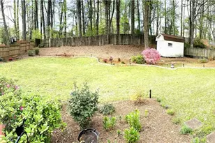 4025 Cranston Ct, Duluth, GA 30096 - Photo 3