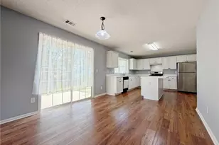 11545 Carriage Park Ln, Johns Creek, GA 30097 - Photo 9