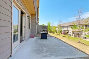 330 Holdings Dr, Lawrenceville, GA 30044 - Photo 29