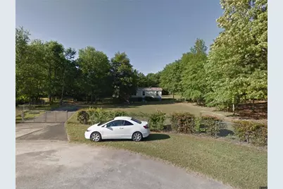 516 Beacham Court W, Macon, GA 31216 - Photo 1