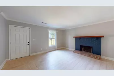 2777 Northwood Court SW, Marietta, GA 30060 - Photo 5