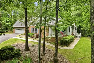 35 Elmtree Dr, Sharpsburg, GA 30277 - Photo 3