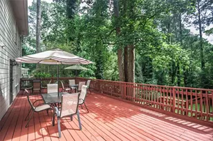 3838 Hunting Ridge Dr, Lilburn, GA 30047 - Photo 45