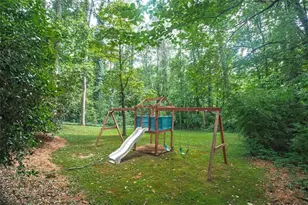 3838 Hunting Ridge Dr, Lilburn, GA 30047 - Photo 53