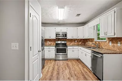 253 Pebble Creek Drive, McDonough, GA 30253 - Photo 11