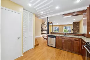 1023 Riverbend Club Dr SE, Atlanta, GA 30339 - Photo 7