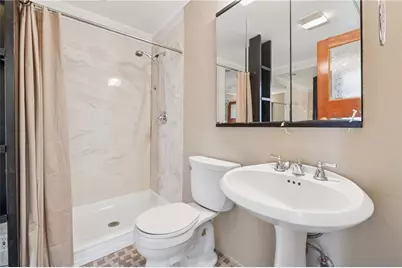1023 Riverbend Club Drive SE, Atlanta, GA 30339 - Photo 17