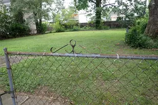 1476 Cambridge Ave, Atlanta, GA 30337 - Photo 5