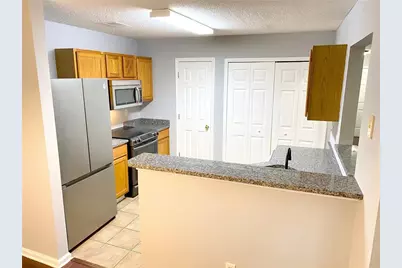 2274 Charleston Pointe SE, Atlanta, GA 30316 - Photo 9