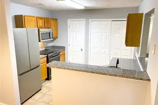 2274 Charleston Pointe SE, Atlanta, GA 30316 - Photo 9